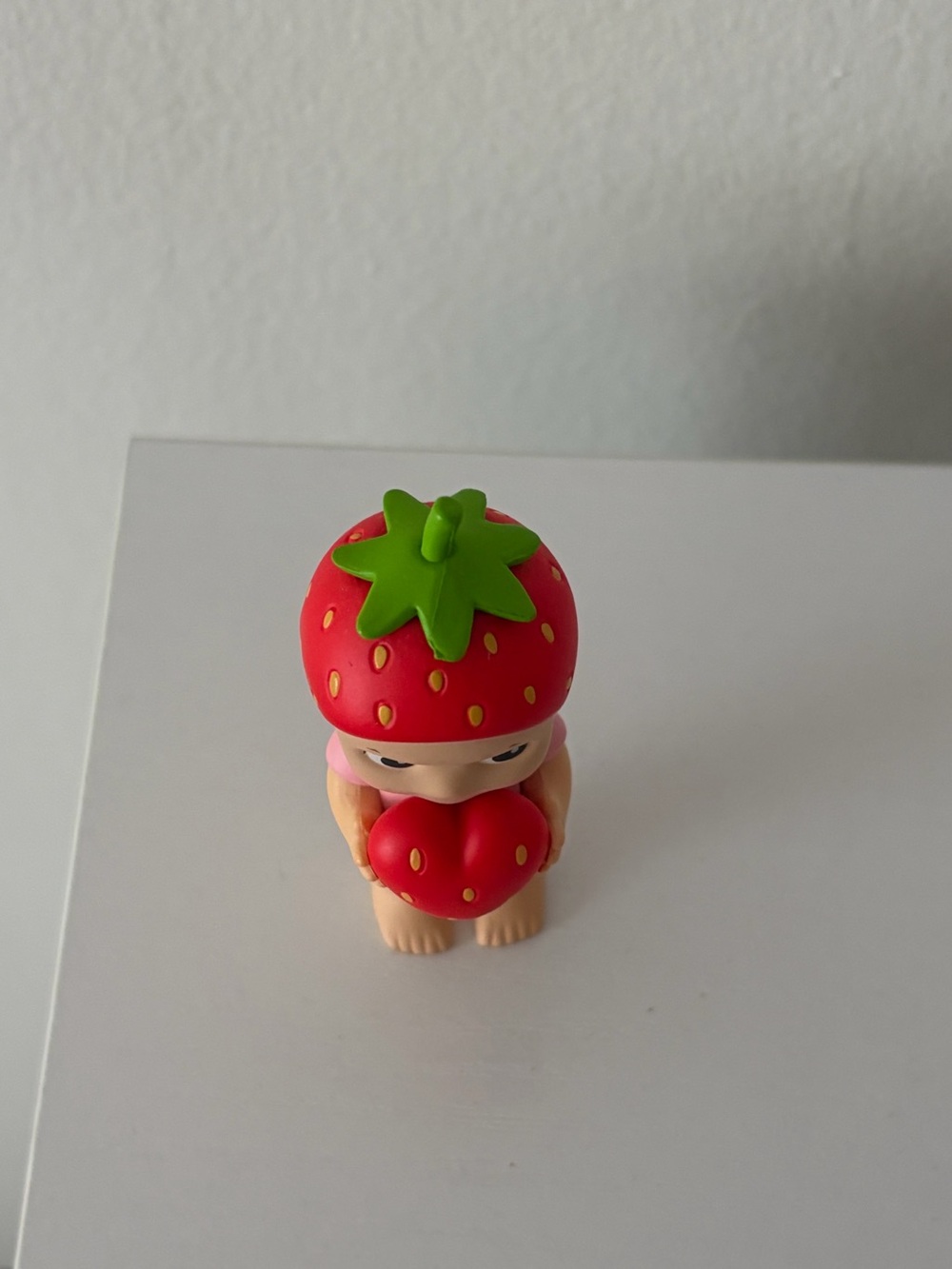 Sonny Angel Strawberry Love Series - Picture 2 of 5